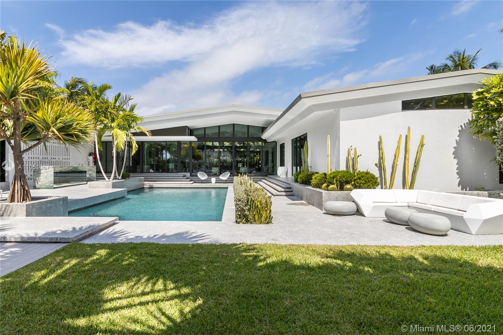 FLAMINGO TERRACE SUB - Residential