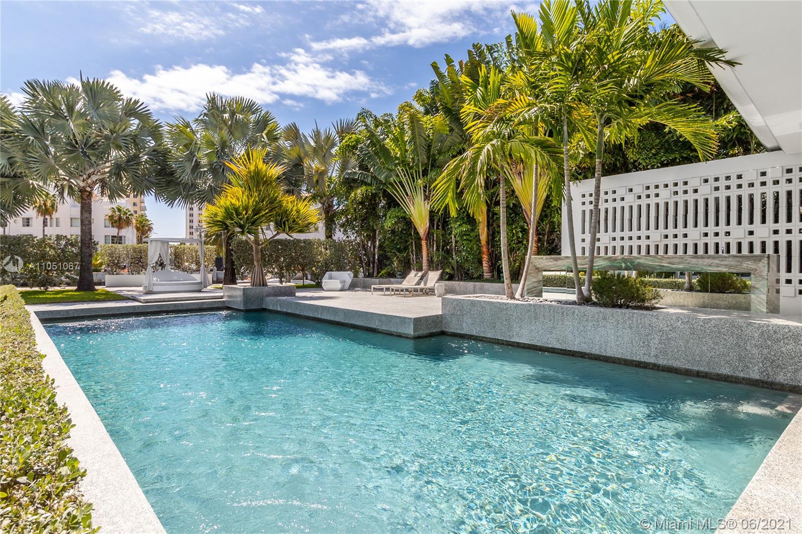 FLAMINGO TERRACE SUB - Residential