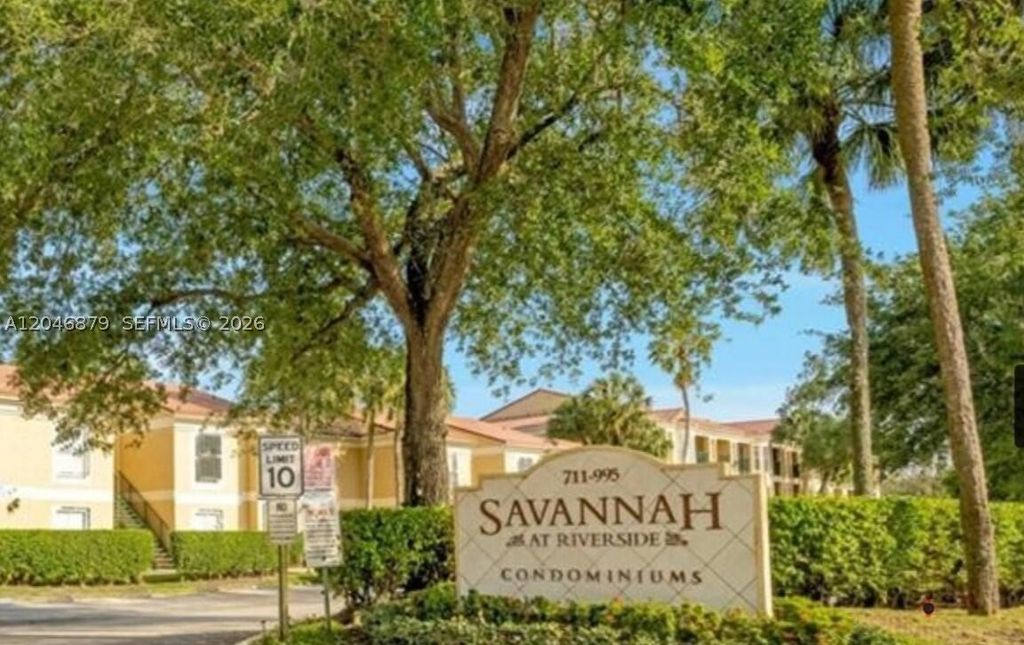 Photo of 927 Riverside Dr #324, Coral Springs, FL 33071 (MLS # A12046879)