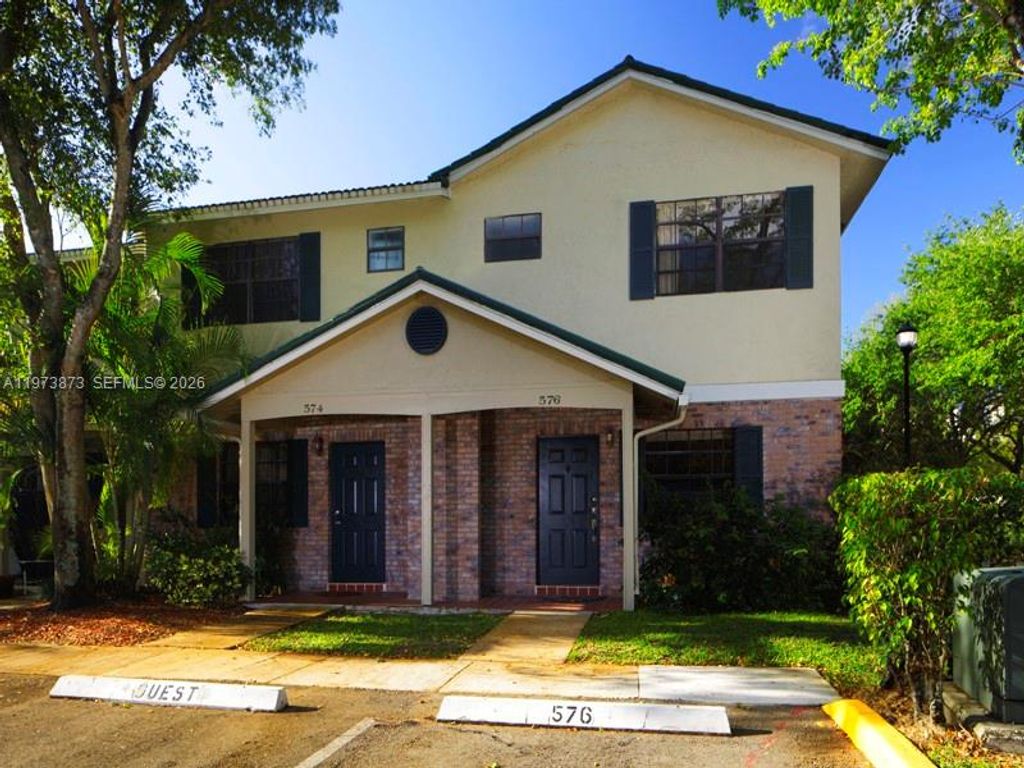 Photo of 576 Westree Ln #576, Plantation, FL 33324 (MLS # A11973873)