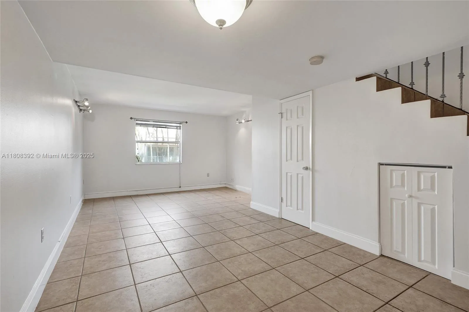 Miami, Florida 33155, United States, 2 Bedrooms Bedrooms, ,2 BathroomsBathrooms,Residential,Active,135474