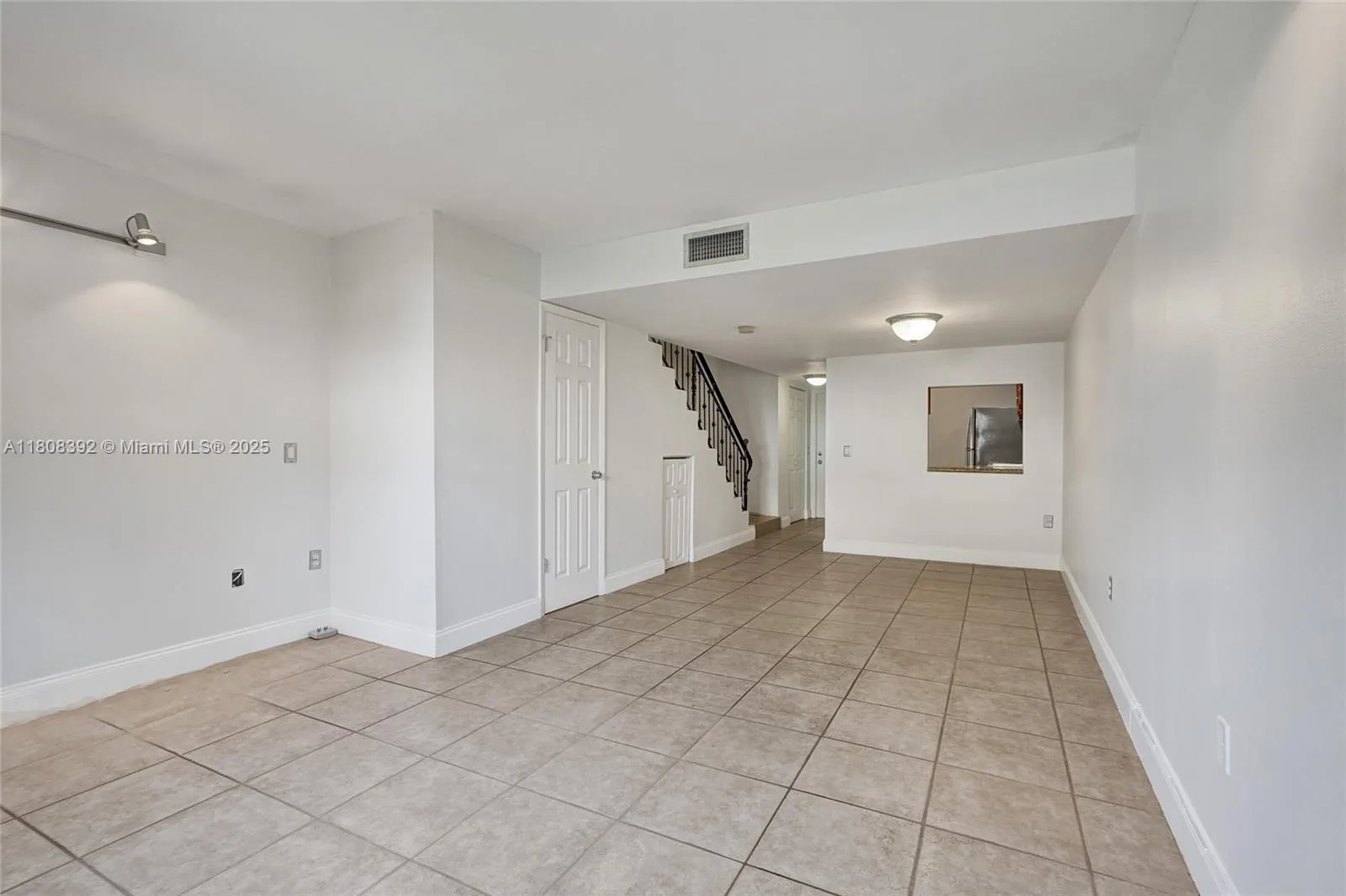 Miami, Florida 33155, United States, 2 Bedrooms Bedrooms, ,2 BathroomsBathrooms,Residential,Active,135474