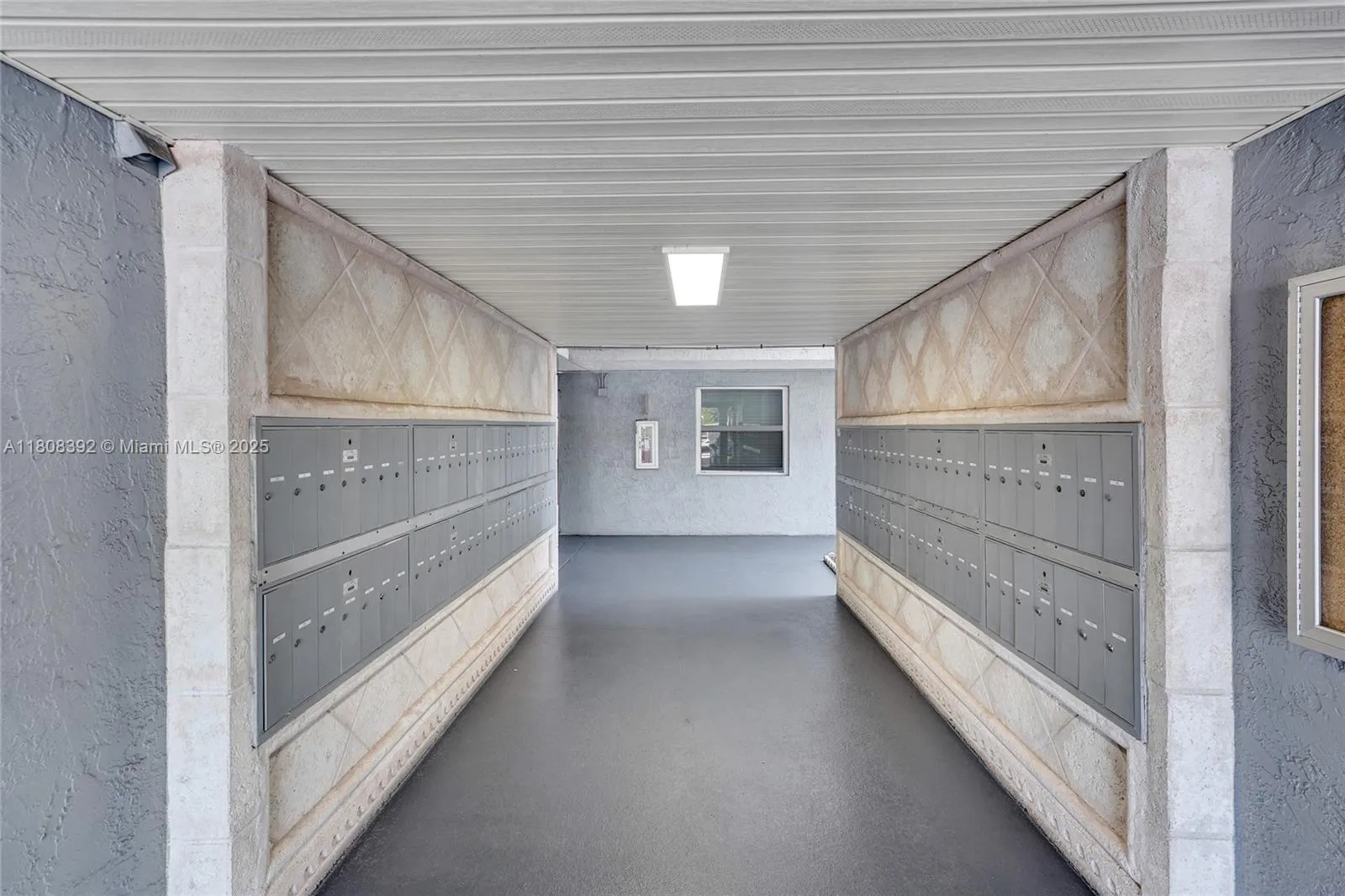 Miami, Florida 33155, United States, 2 Bedrooms Bedrooms, ,2 BathroomsBathrooms,Residential,Active,135474