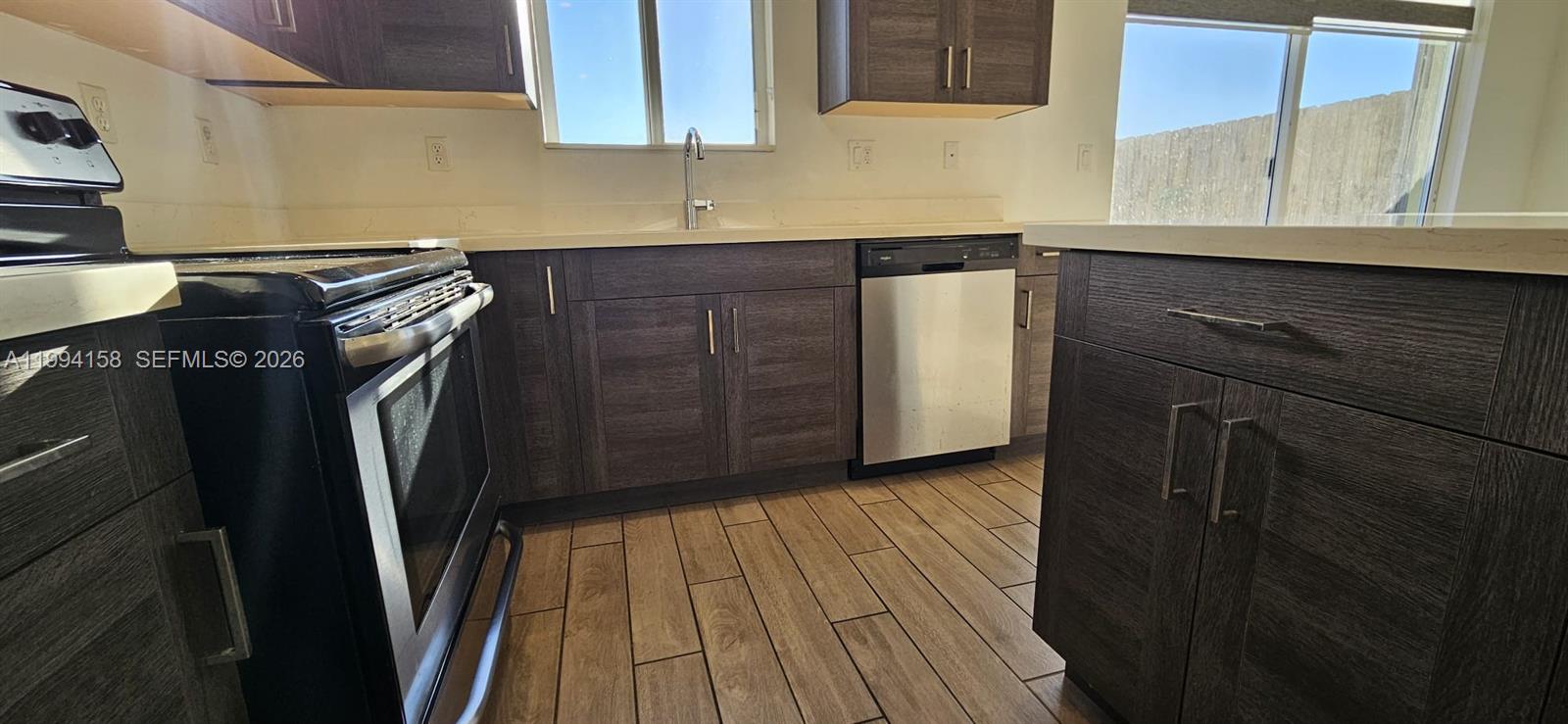 TOWNS AT SEASCAPE - Residential