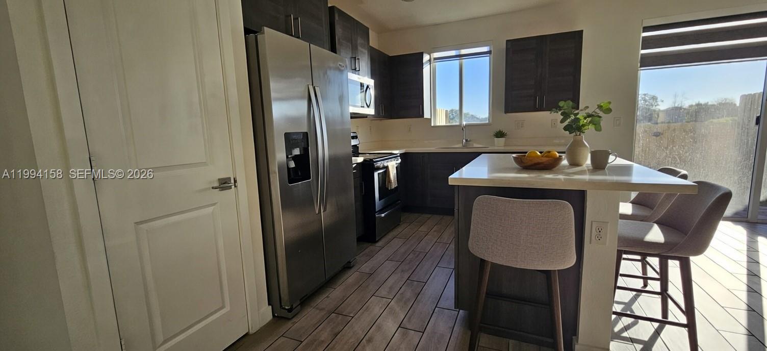 TOWNS AT SEASCAPE - Residential