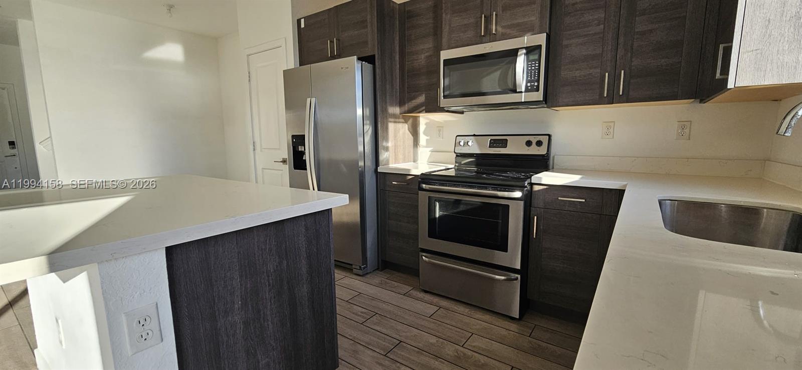 TOWNS AT SEASCAPE - Residential