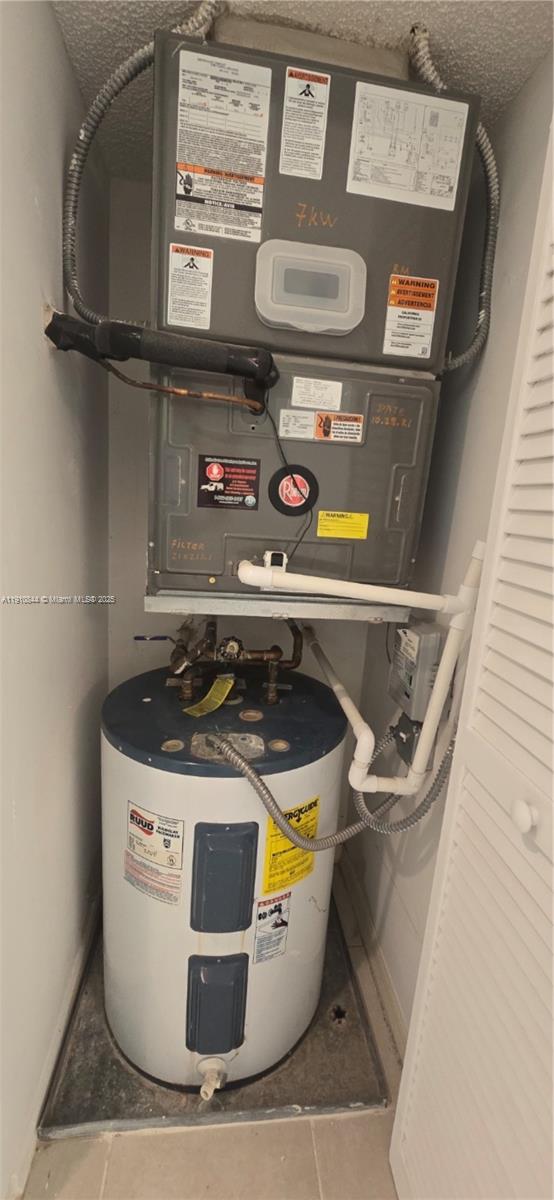 SOUTHAMPTON CONDOMINIUM J - Residential