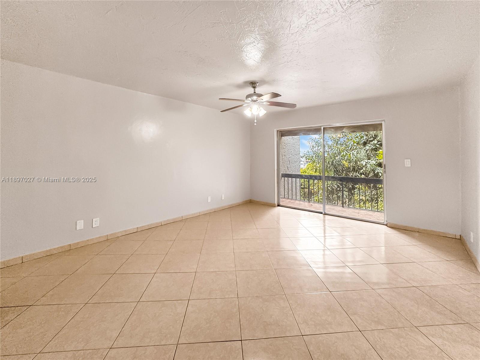 WIMBLEDON TOWNHOUSE III-9 - Residential Lease