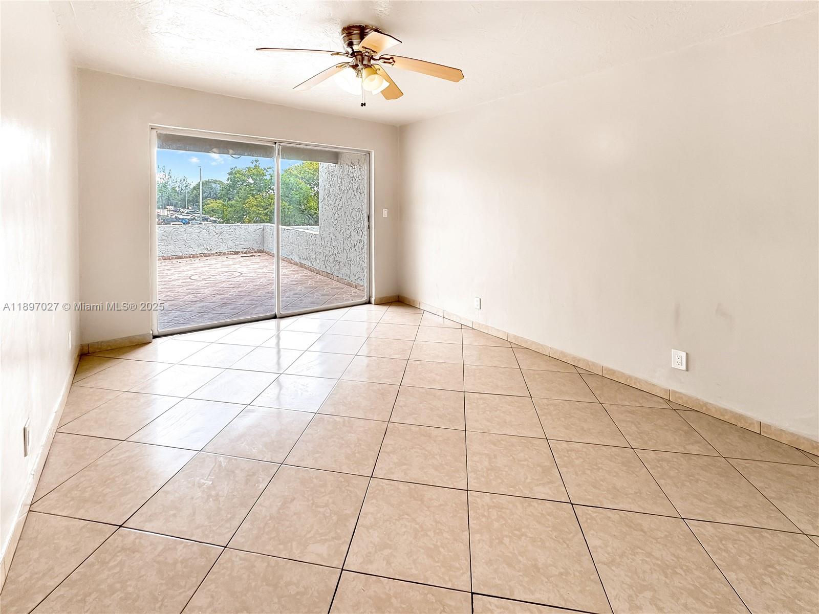 WIMBLEDON TOWNHOUSE III-9 - Residential Lease