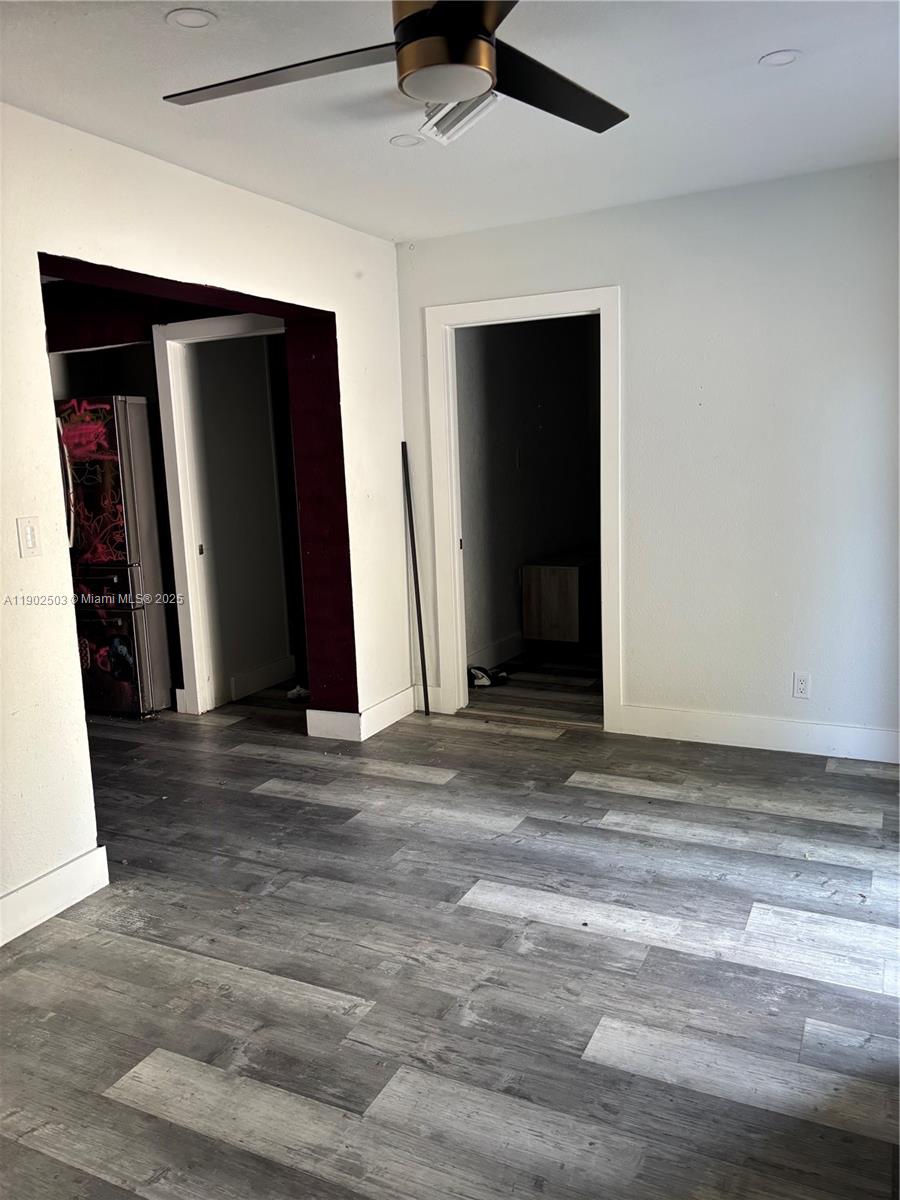 DRIFTWOOD PLAZA - Residential