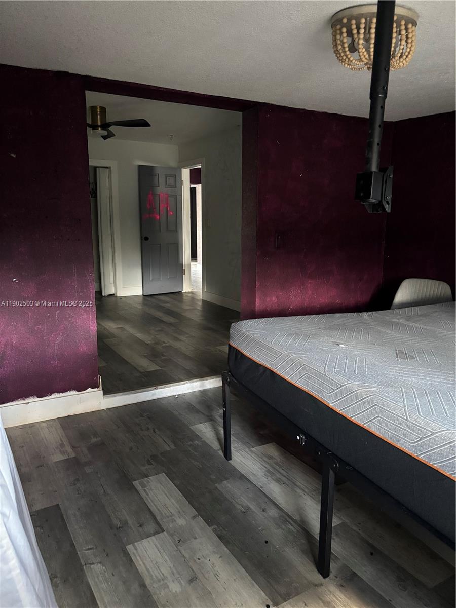 DRIFTWOOD PLAZA - Residential