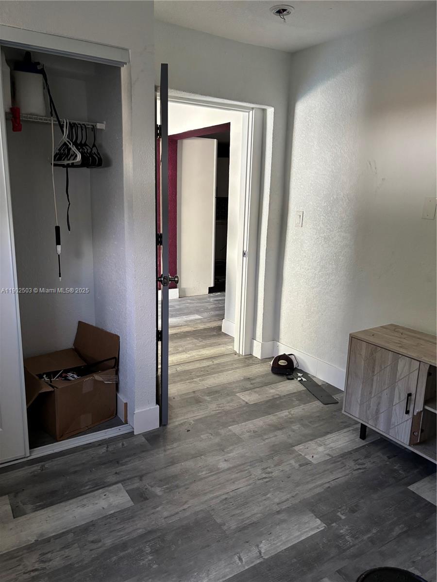 DRIFTWOOD PLAZA - Residential