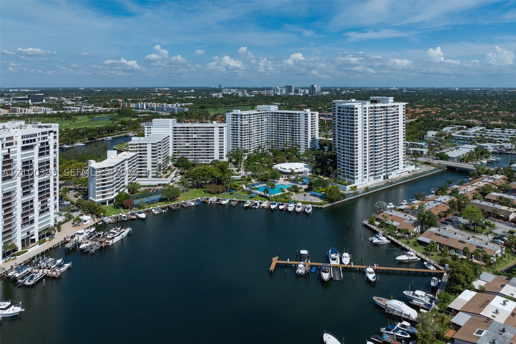 2500 PARKVIEW DR 517