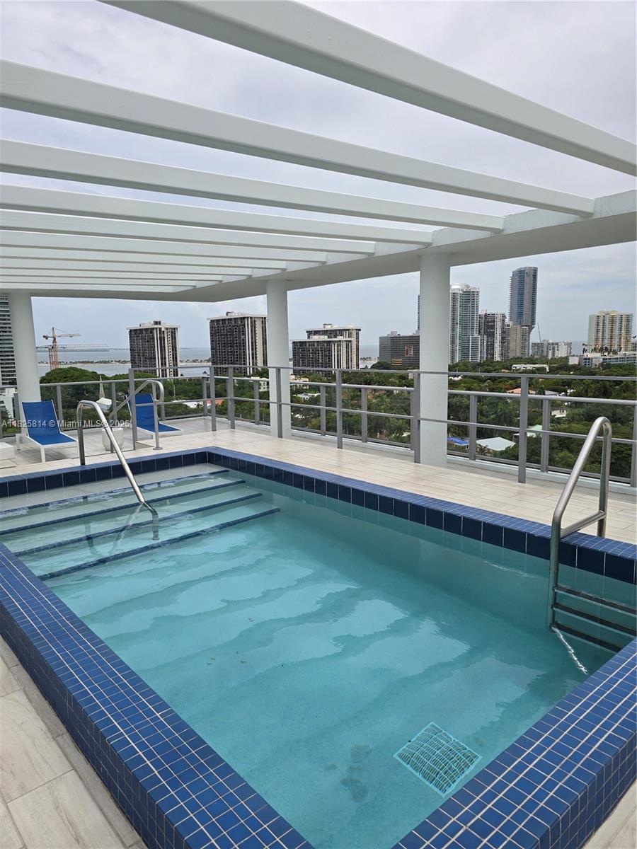 LE PARC AT BRICKELL CONDO - Residential