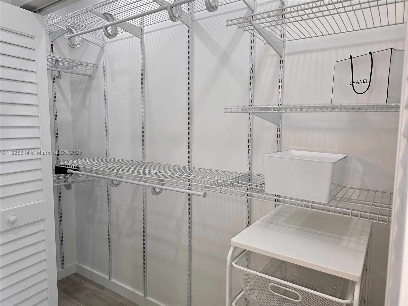 LE PARC AT BRICKELL CONDO - Residential