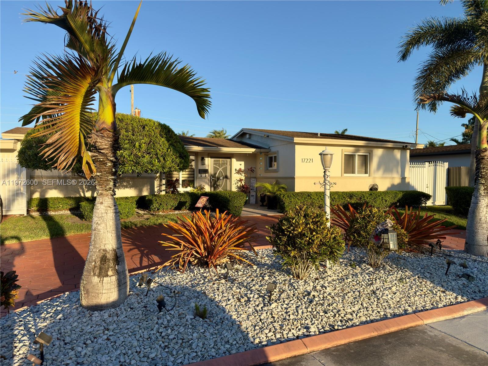 PALM SPRINGS NORTH SEC C - Residential