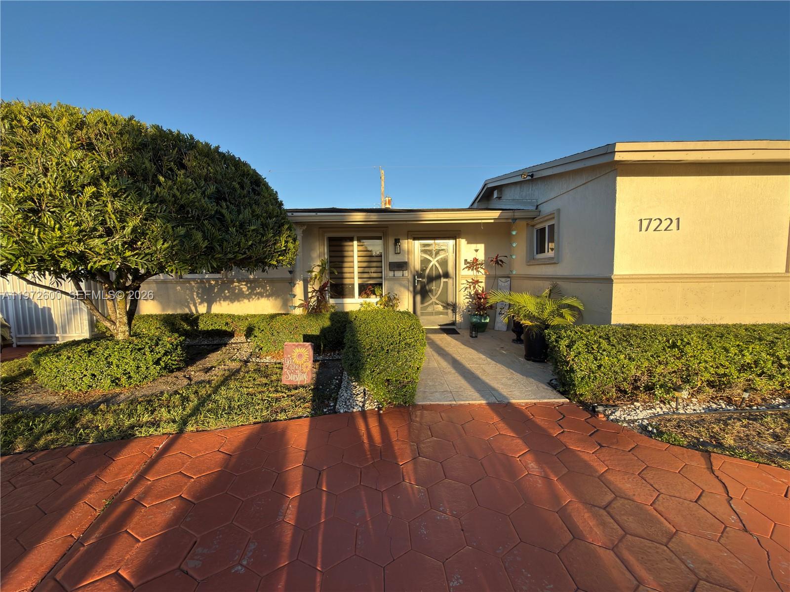 PALM SPRINGS NORTH SEC C - Residential