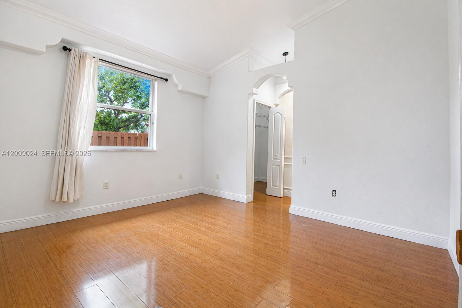 EMERALD OAKS - Residential