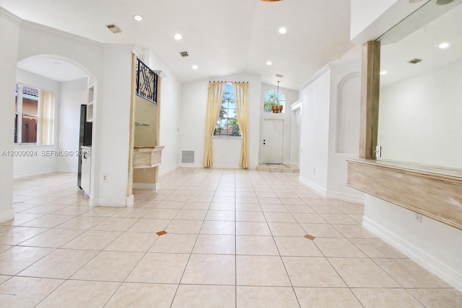 EMERALD OAKS - Residential