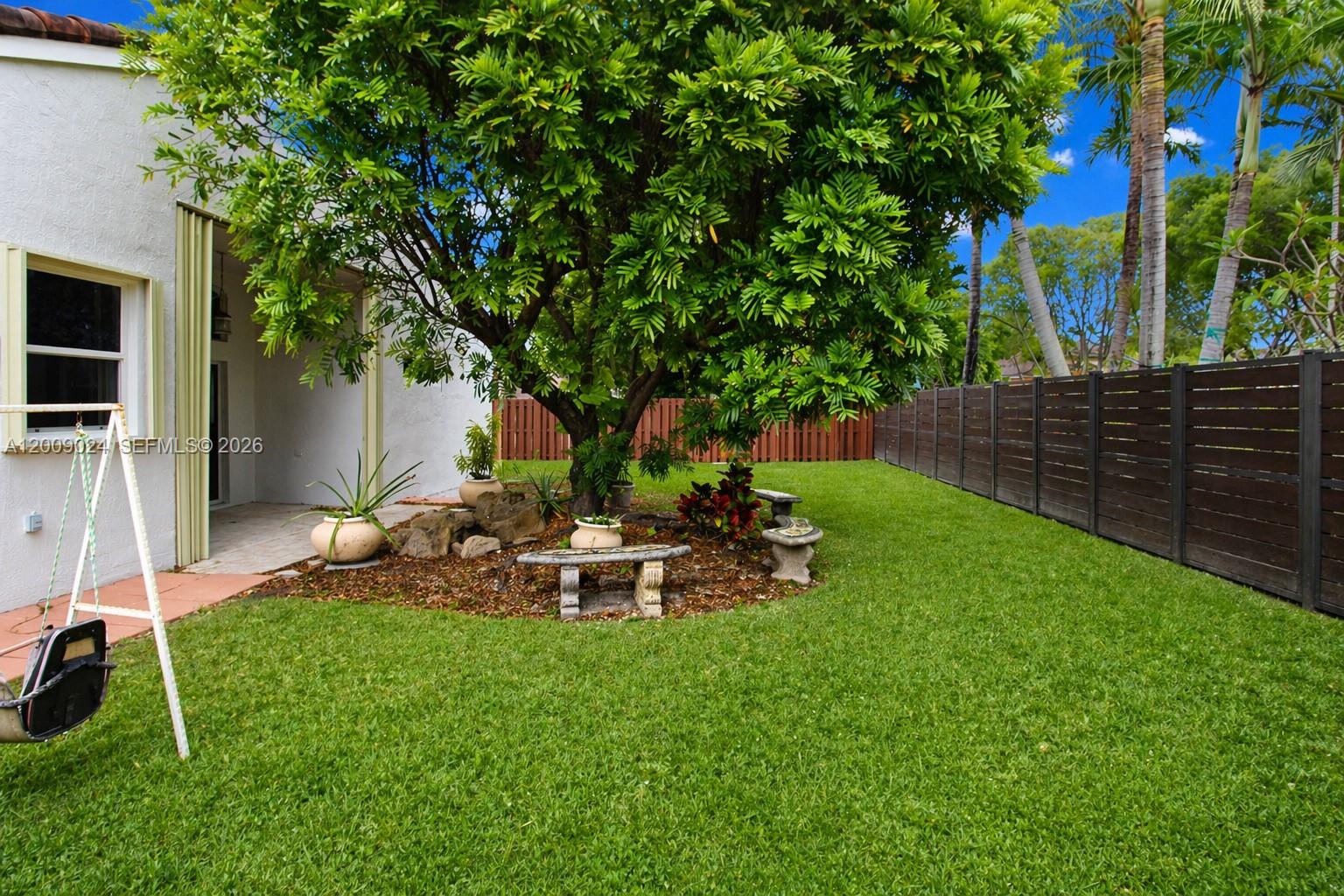 EMERALD OAKS - Residential