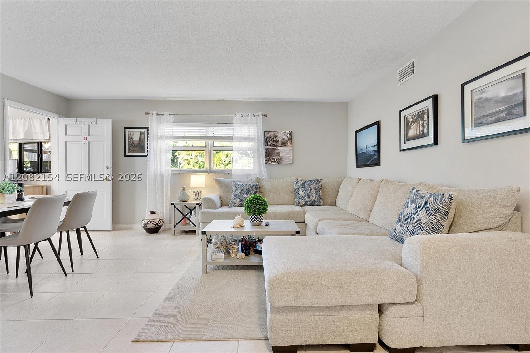 160 NE 8th Ave 1A