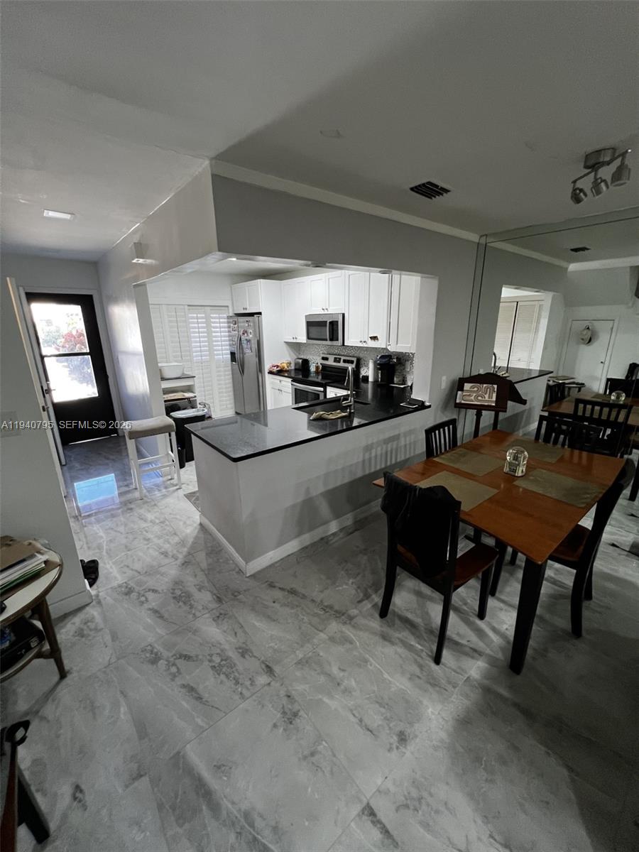 TARTAN COCONUT CREEK PHAS - Residential