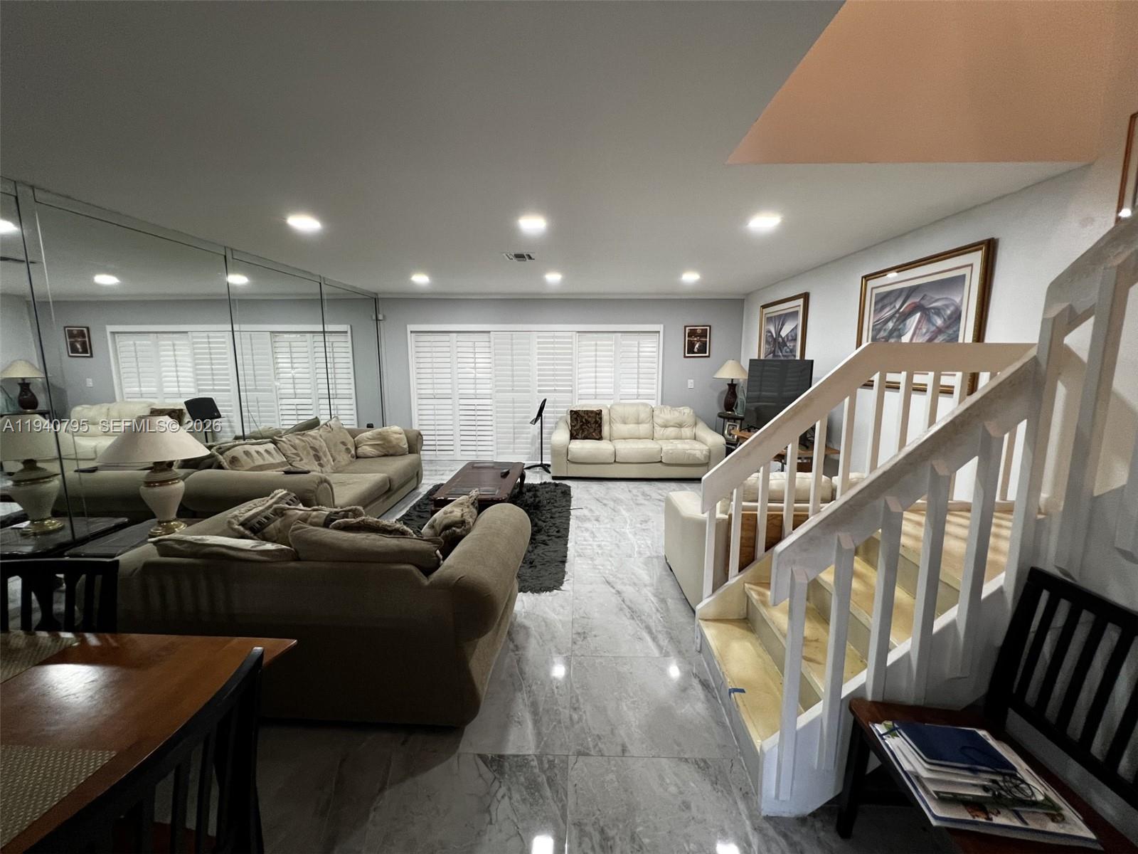 TARTAN COCONUT CREEK PHAS - Residential