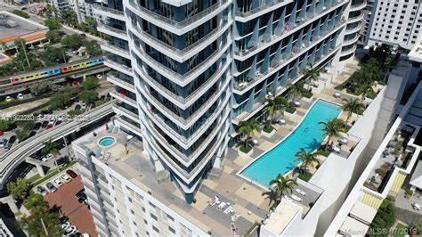 INFINITY AT BRICKELL COND - Residential