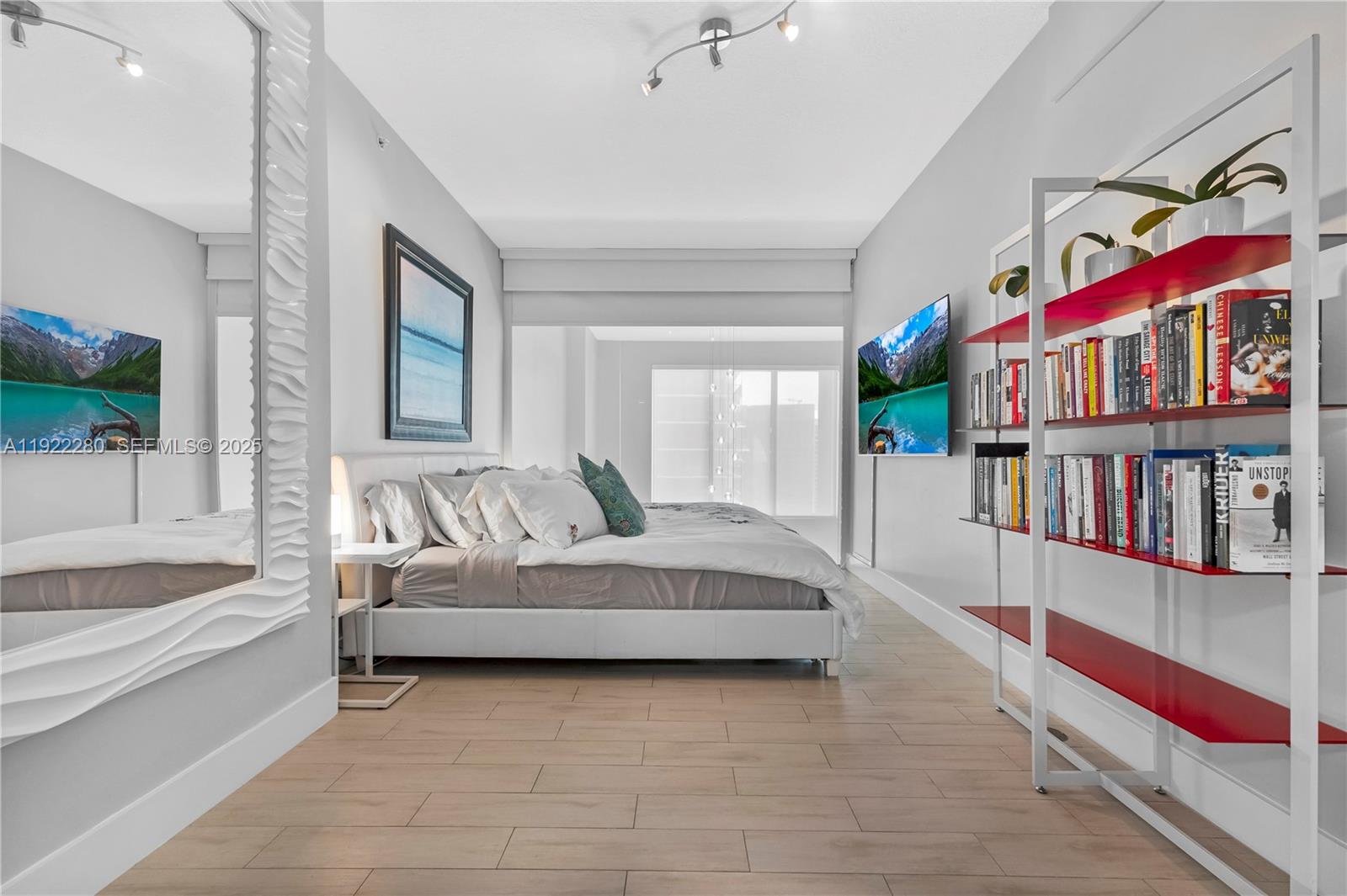 INFINITY AT BRICKELL COND - Residential