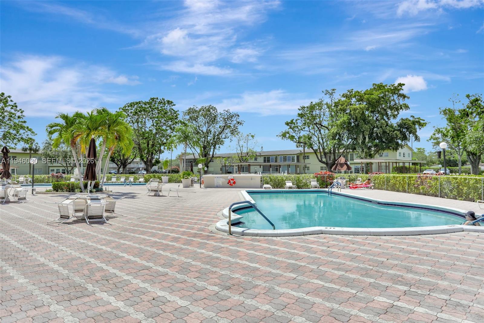 ORIOLE GARDENS TWO 63 CON - Residential