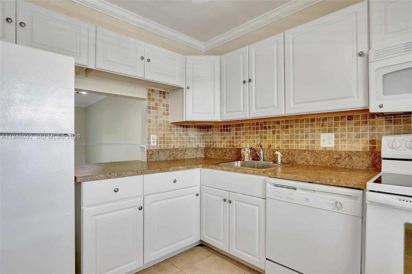 ORIOLE GARDENS TWO 63 CON - Residential