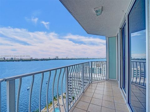 7601 E Treasure Dr 1907 North Bay Village FL 33141