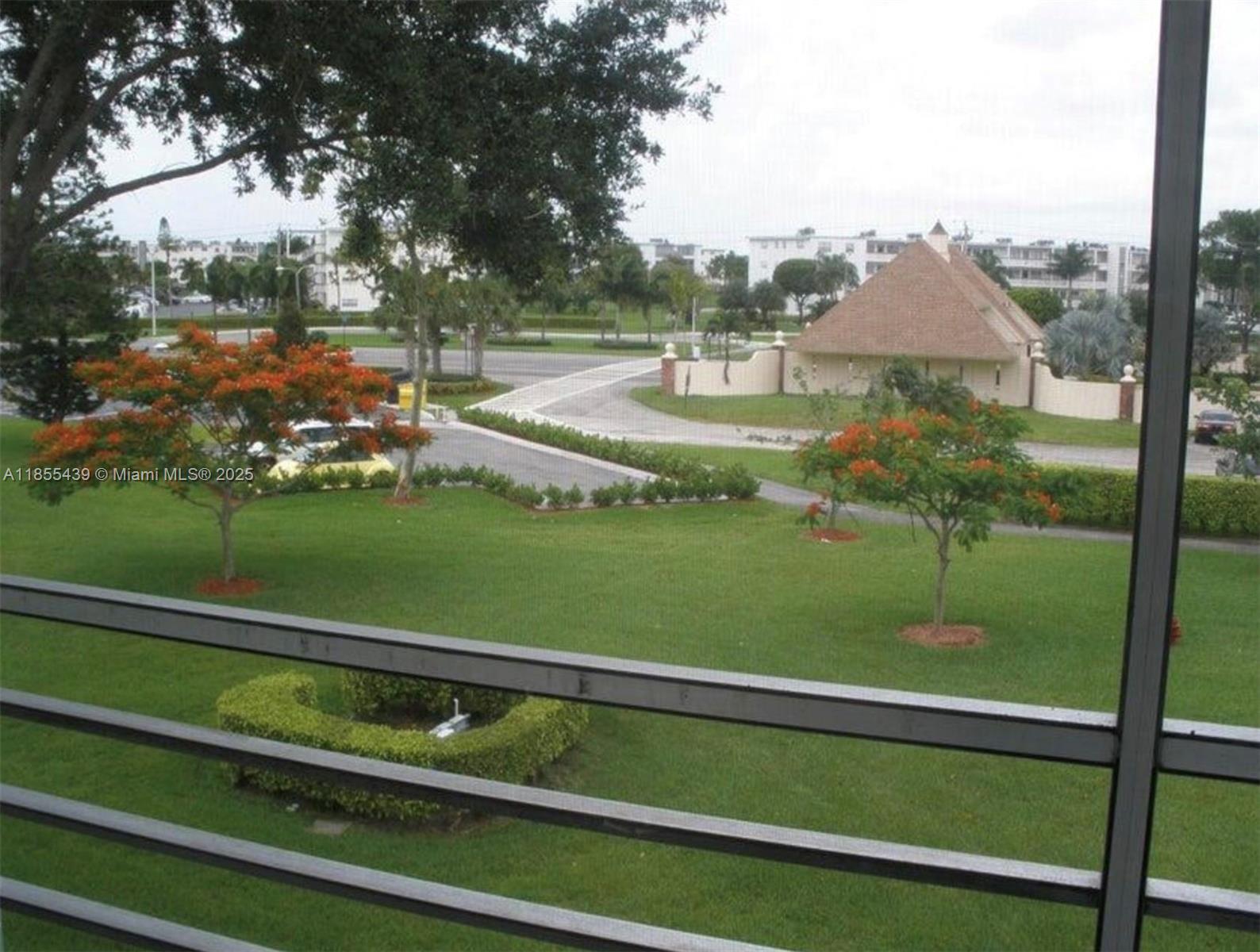 SUFFOLK AT CENTURY VILLAG - Residential Lease
