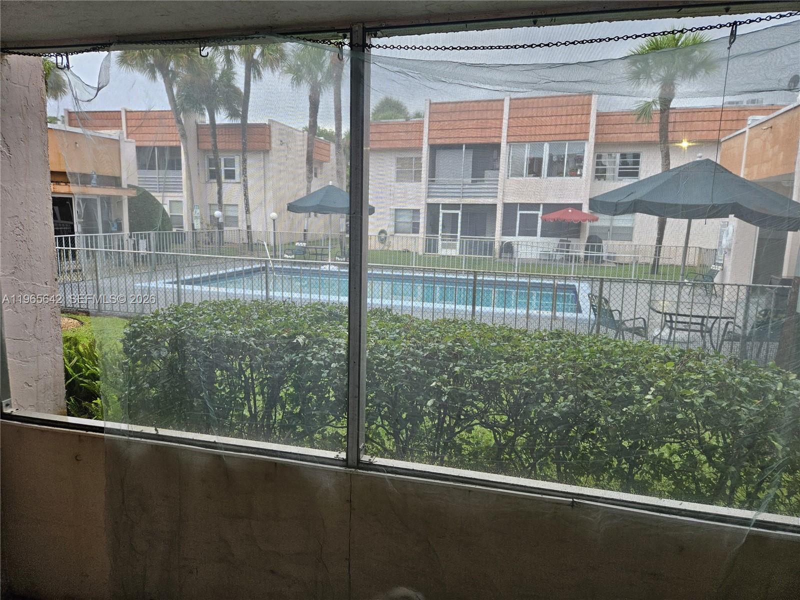 COUNTRYSIDE CONDO - Residential