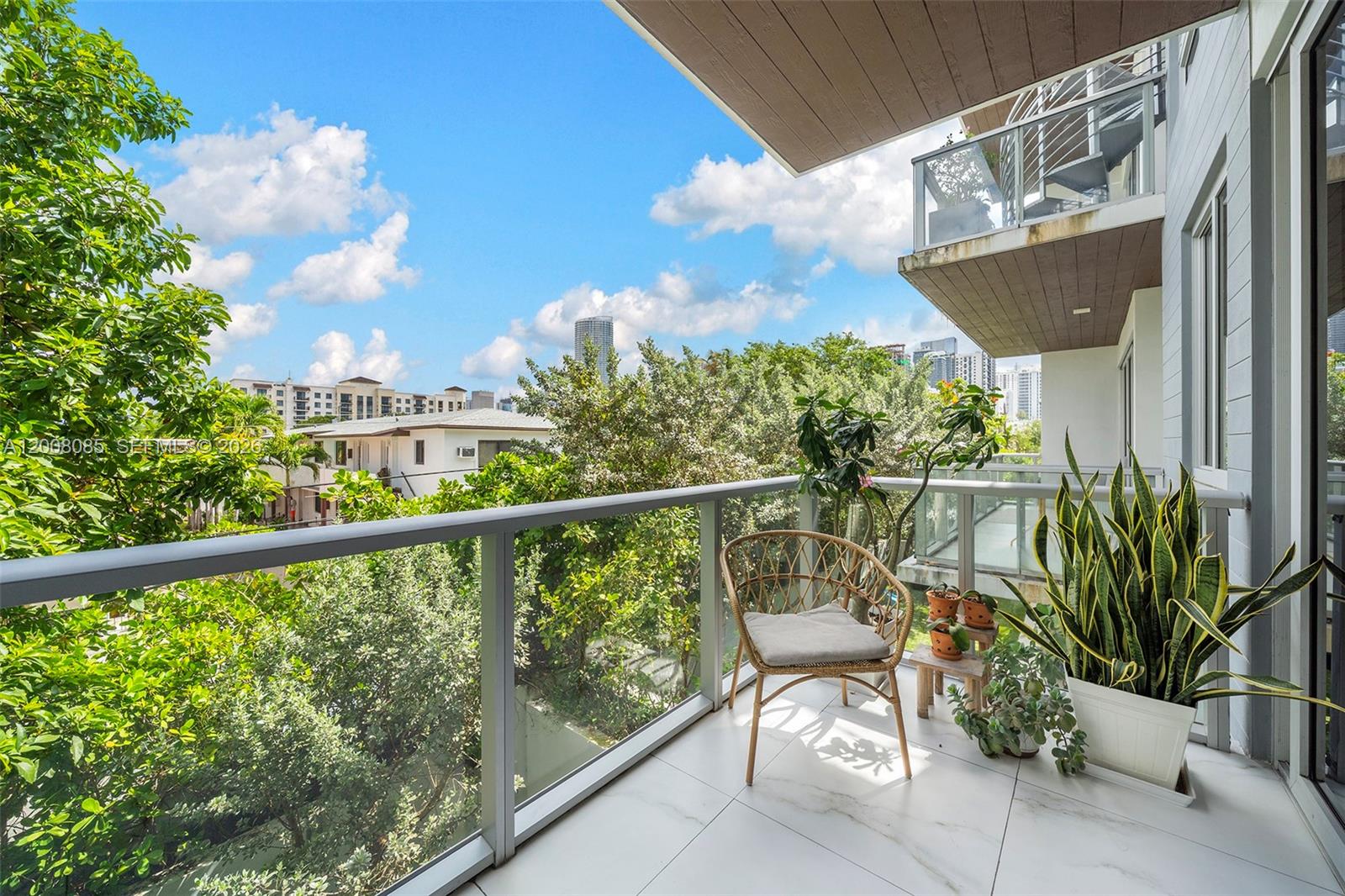 ELEVEN IN THE ROADS CONDO - Residential