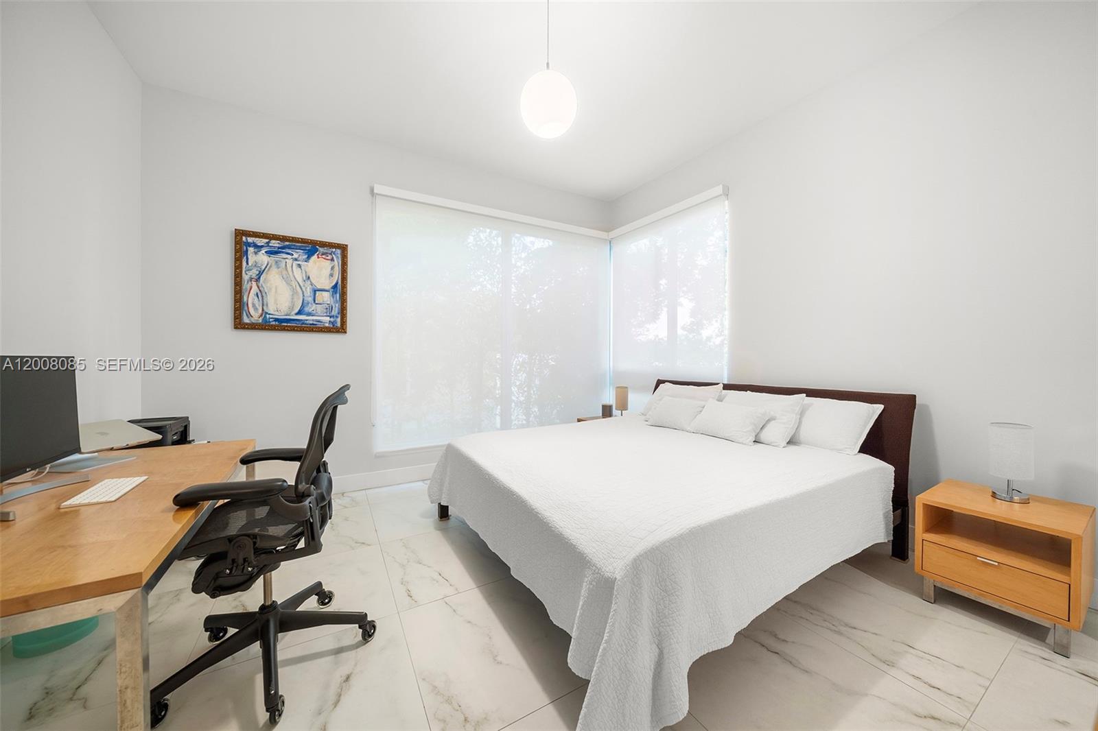 ELEVEN IN THE ROADS CONDO - Residential