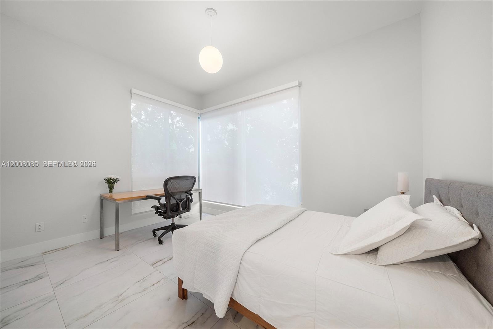 ELEVEN IN THE ROADS CONDO - Residential