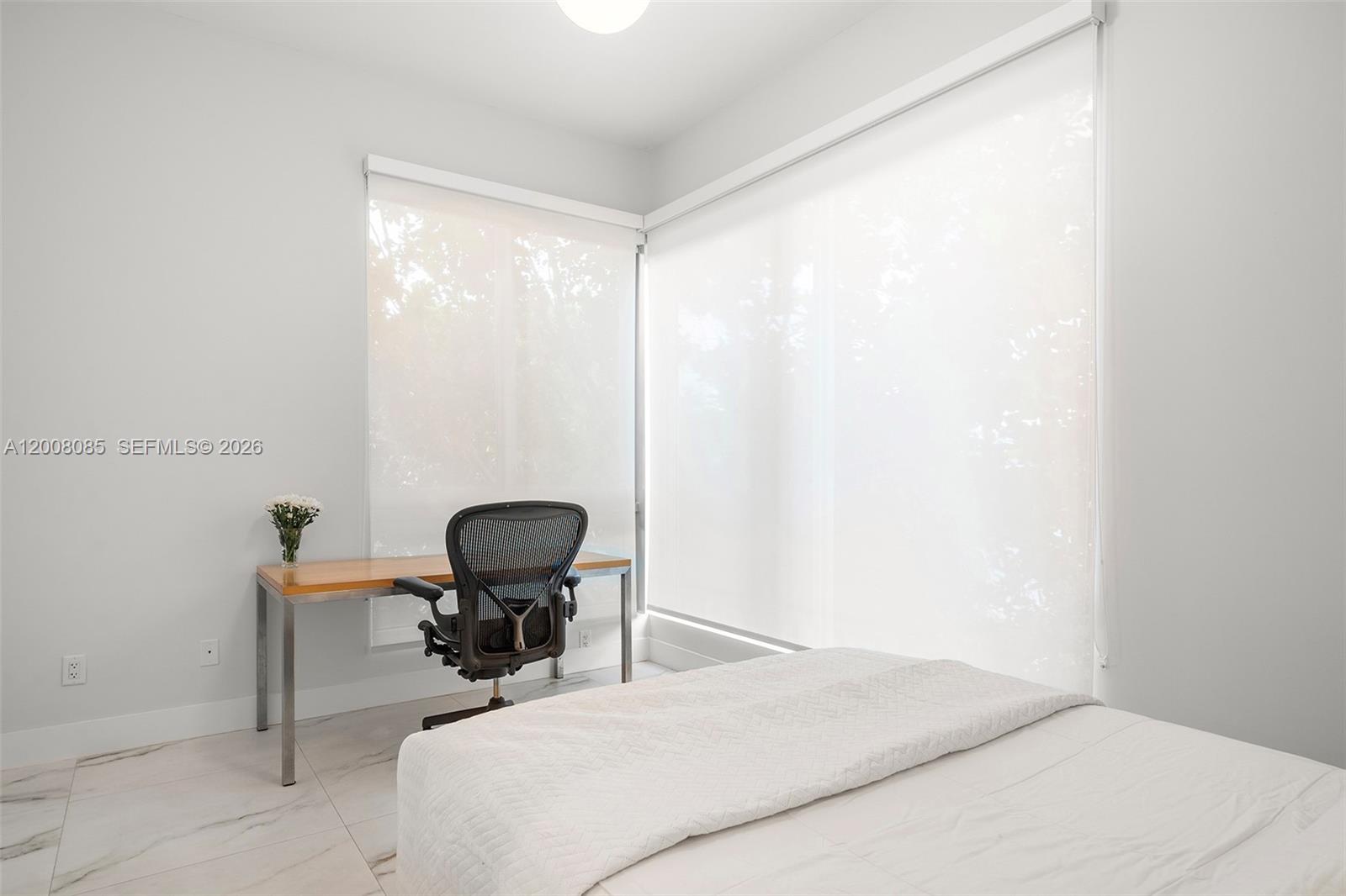 ELEVEN IN THE ROADS CONDO - Residential