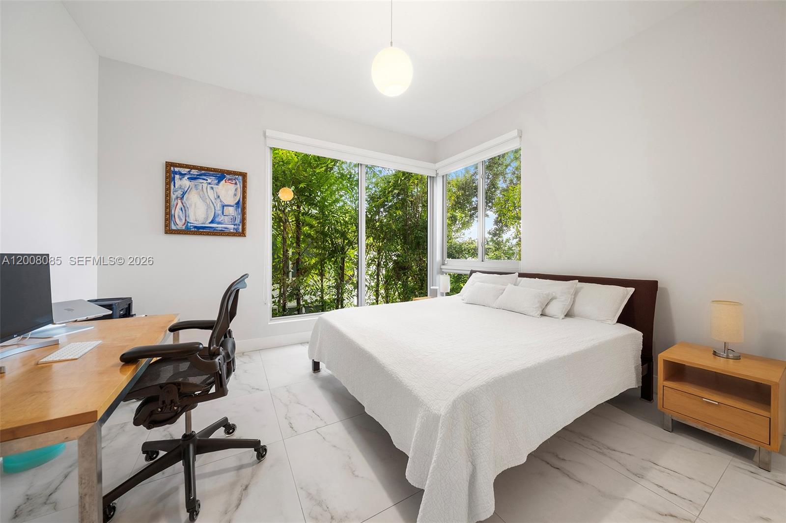 ELEVEN IN THE ROADS CONDO - Residential
