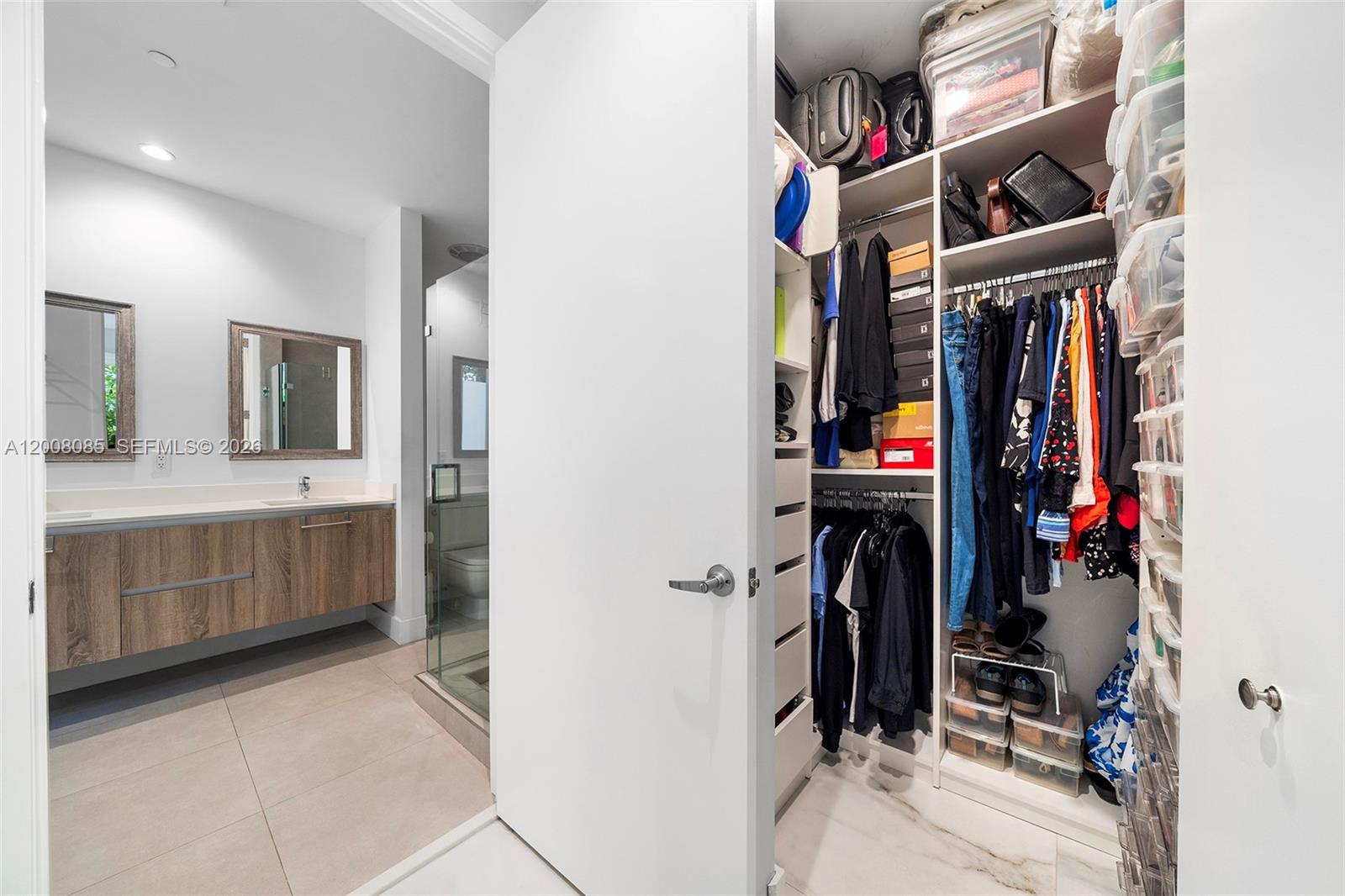 ELEVEN IN THE ROADS CONDO - Residential