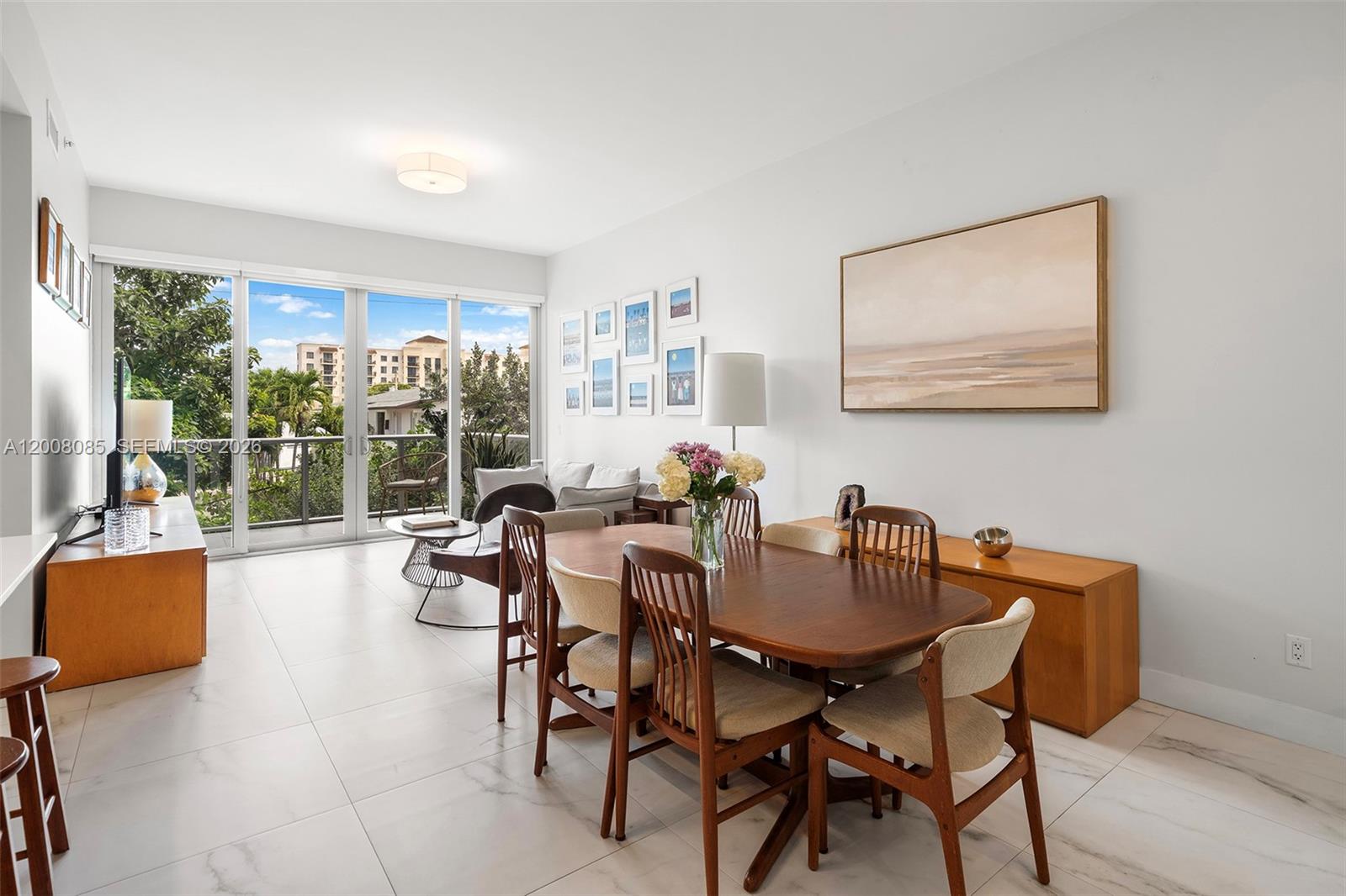 ELEVEN IN THE ROADS CONDO - Residential
