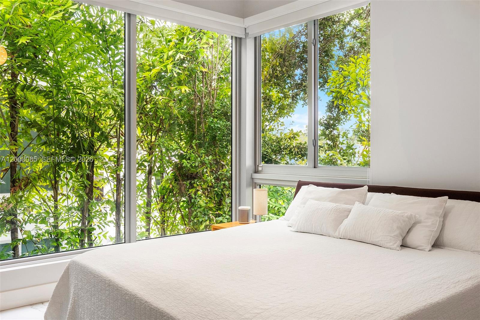 ELEVEN IN THE ROADS CONDO - Residential