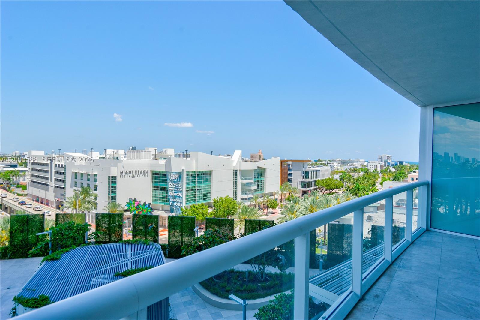 ICON SOUTH BEACH - Residential Lease