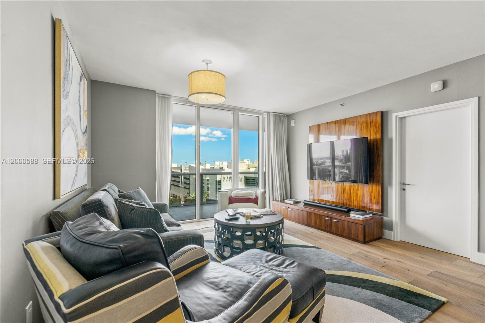 ICON SOUTH BEACH - Residential Lease