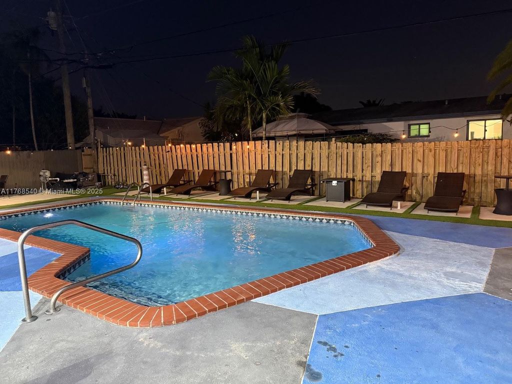 listing image 50