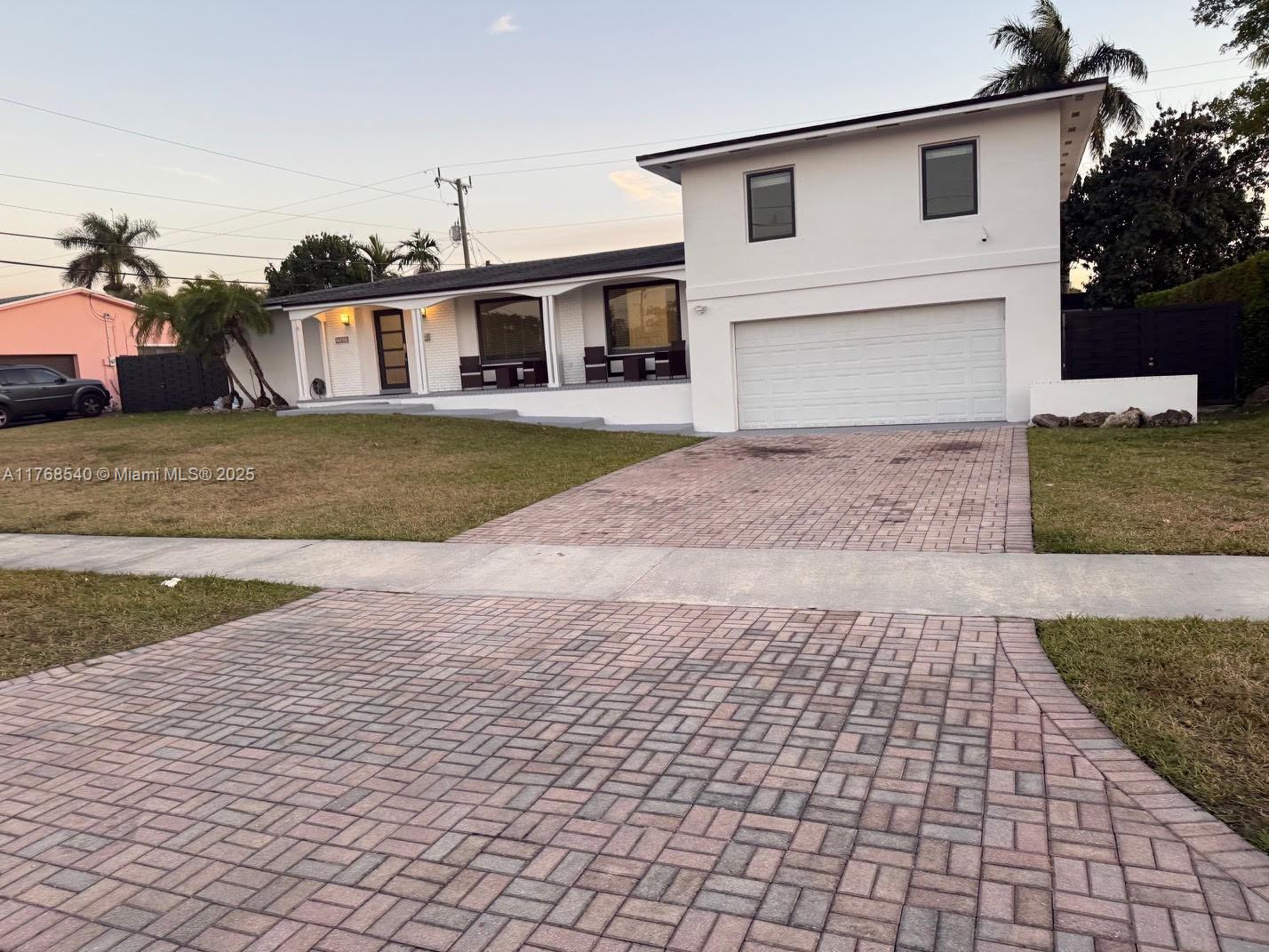 Property for Sale at 15600 Palmetto Club Dr, Miami, Broward County, Florida - Bedrooms: 5 
Bathrooms: 3  - $810,000