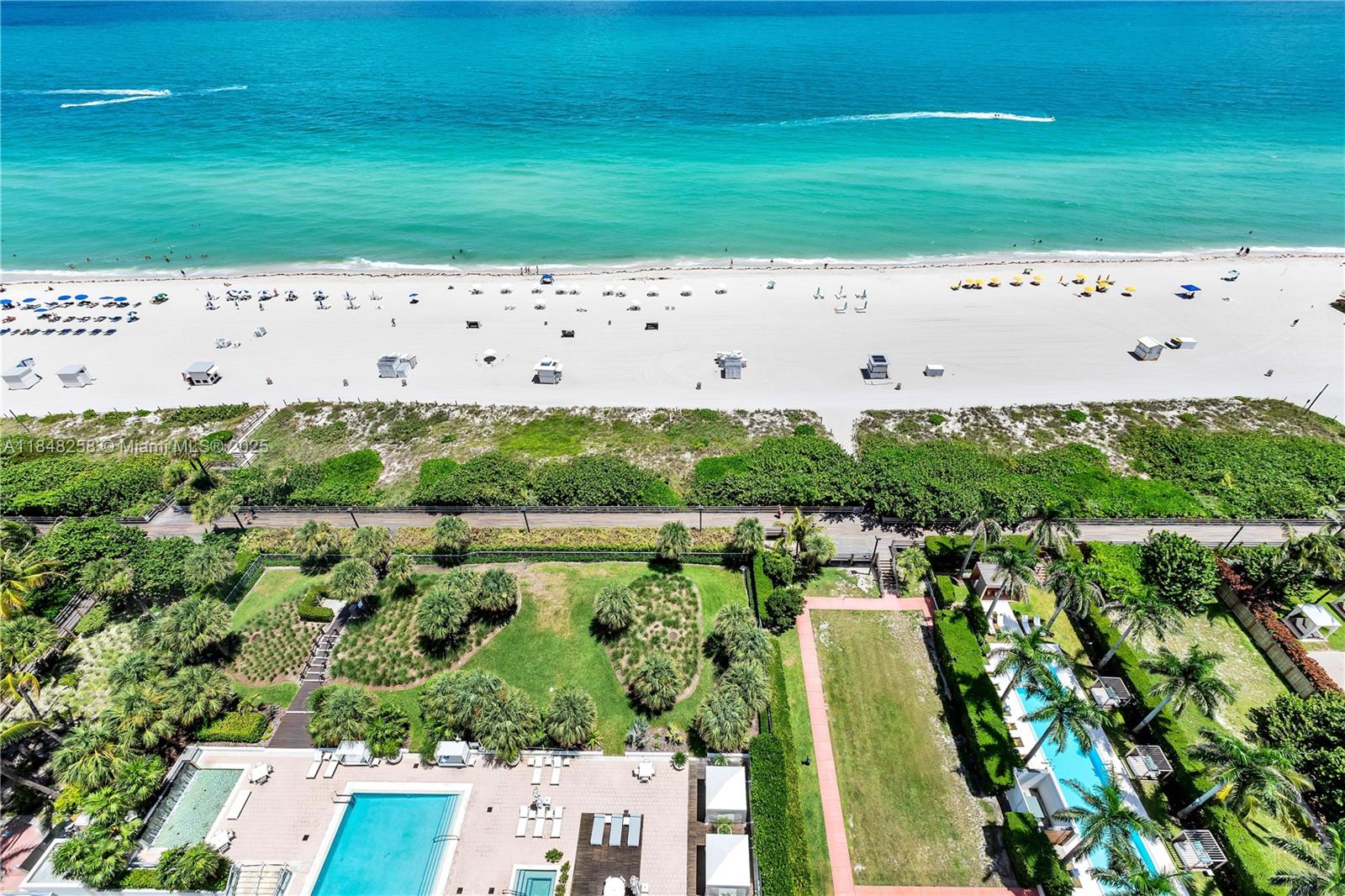 3737 Collins Ave PH-1