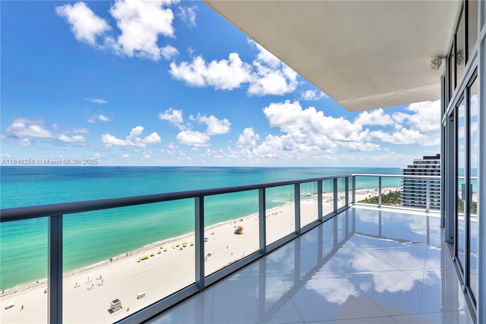 3737 Collins Ave PH-1