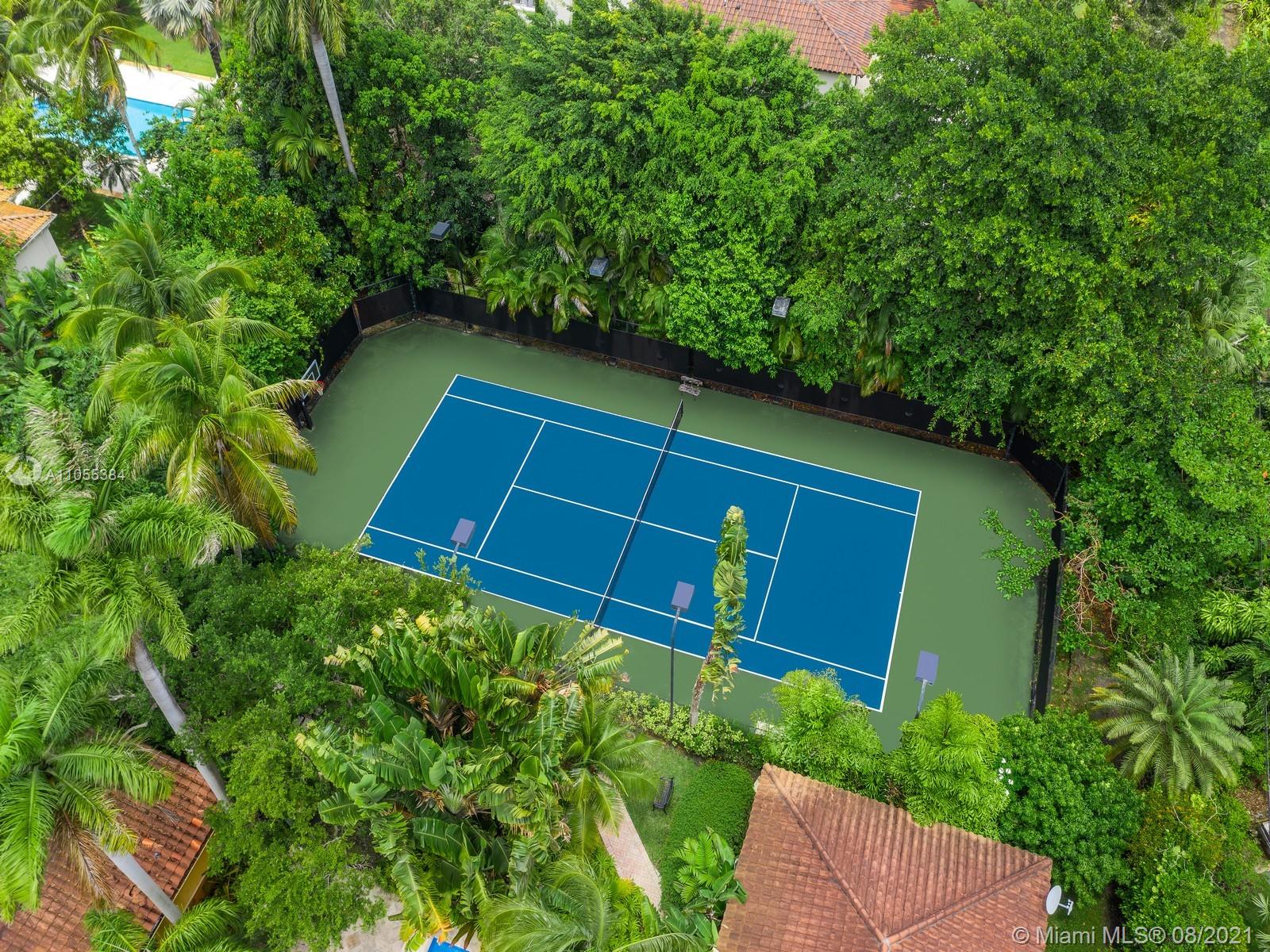 COCOA PLUM HEIGHTS SUB - Residential