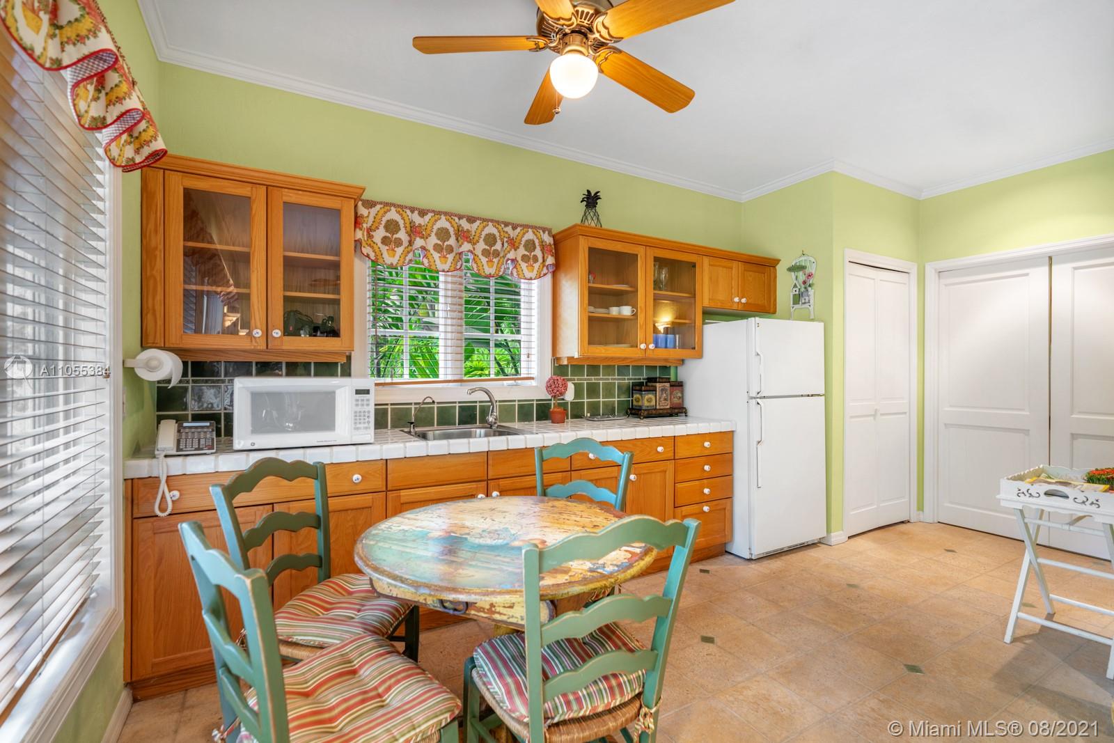 COCOA PLUM HEIGHTS SUB - Residential